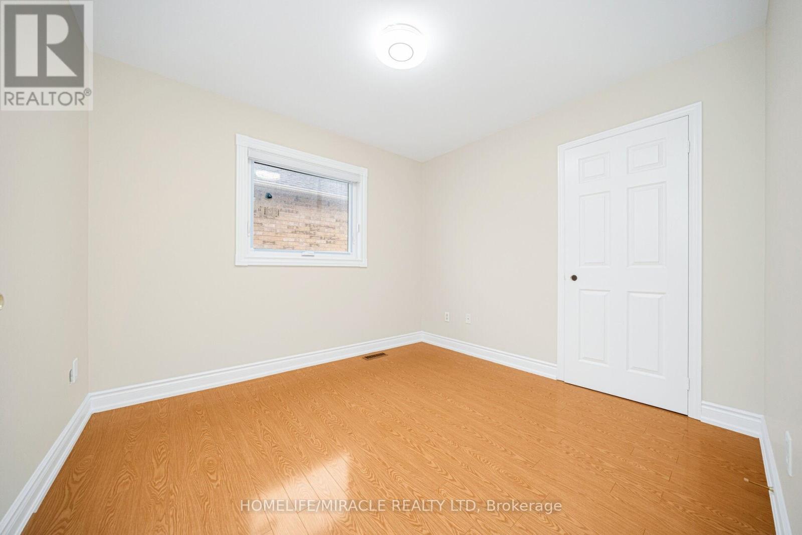 15 Starhill Crescent, Brampton, Ontario  L6R 2P9 - Photo 25 - W12650648