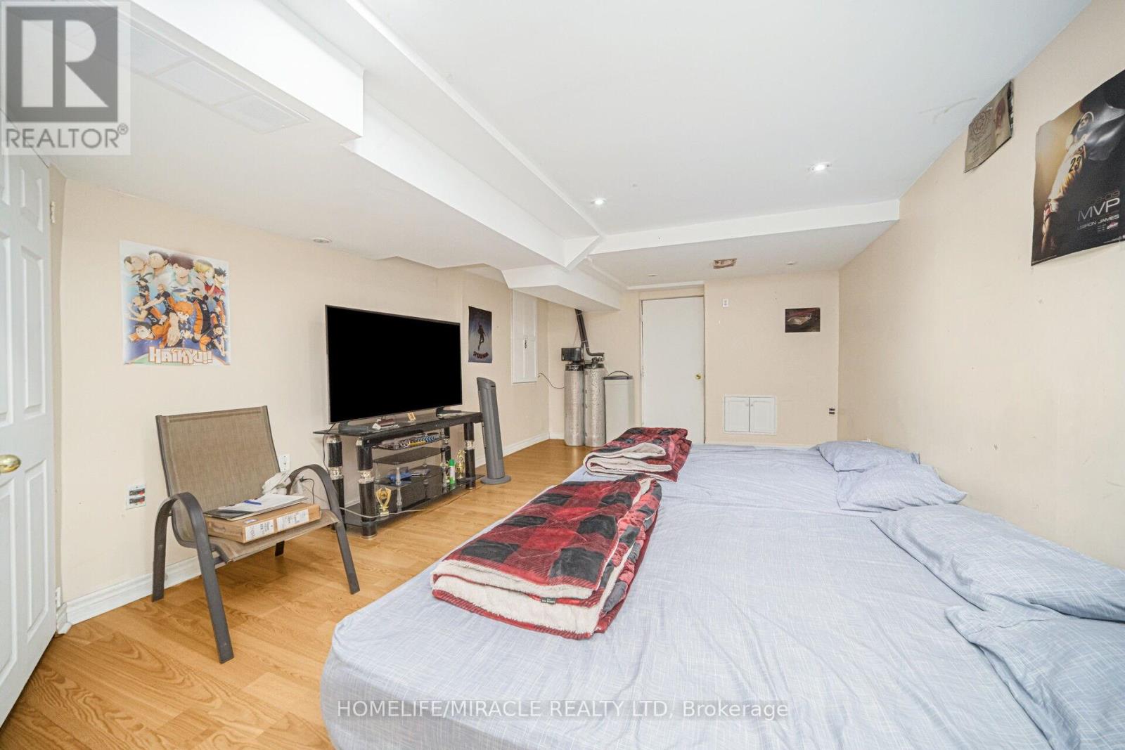 15 Starhill Crescent, Brampton, Ontario  L6R 2P9 - Photo 35 - W12650648