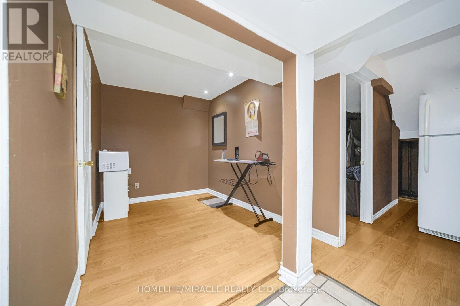 15 Starhill Crescent, Brampton, Ontario  L6R 2P9 - Photo 38 - W12650648