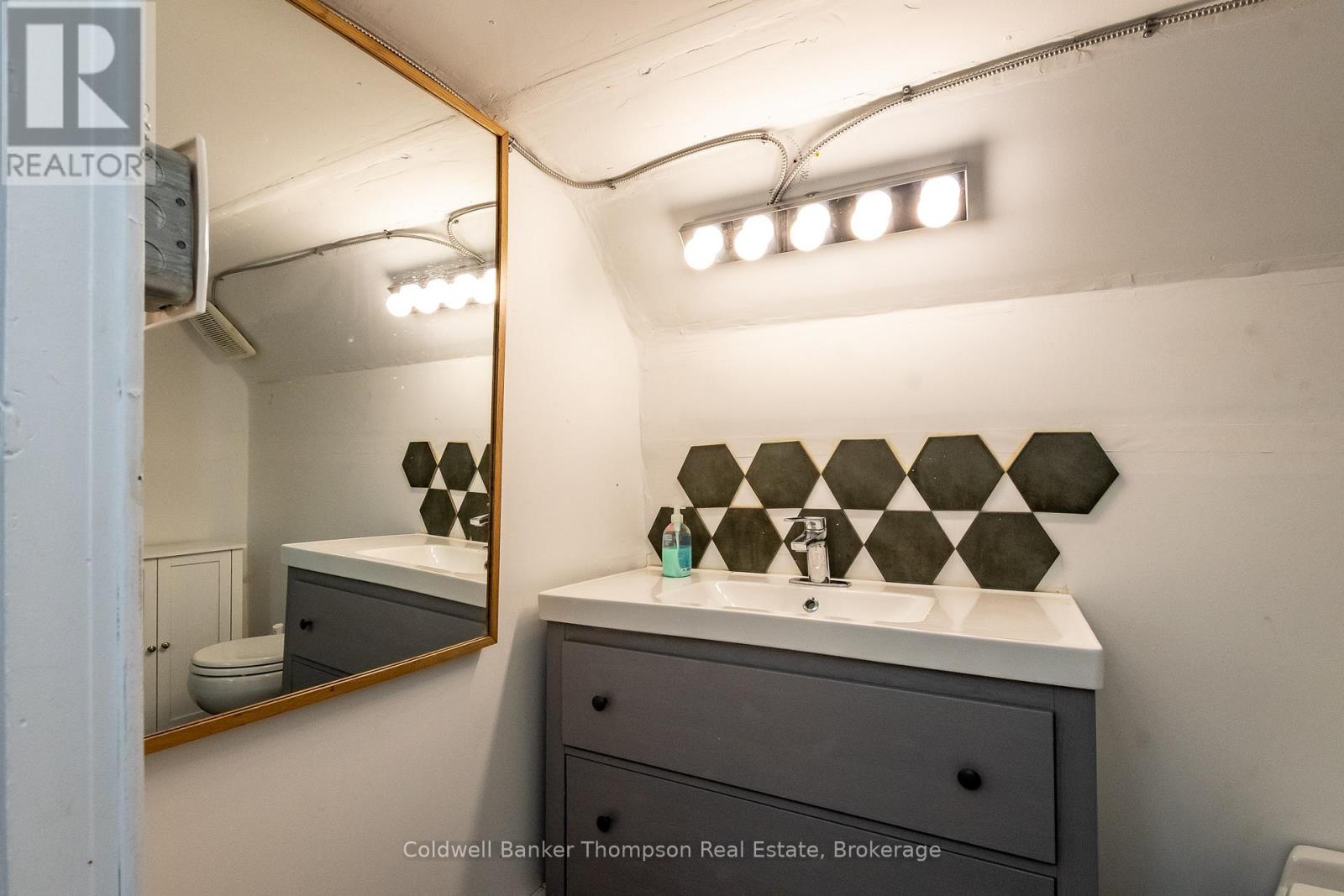 1106 Delia Road, Bracebridge, Ontario  P0B 1L0 - Photo 26 - X12650686