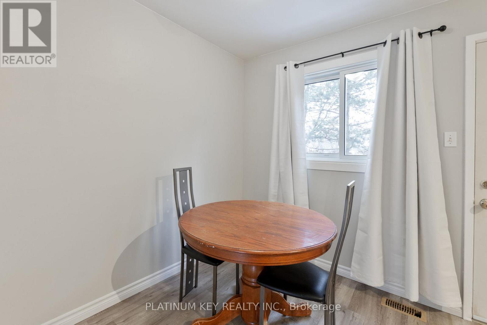 70 - 700 Exeter Road, London South, Ontario  N6E 1L2 - Photo 12 - X12650694