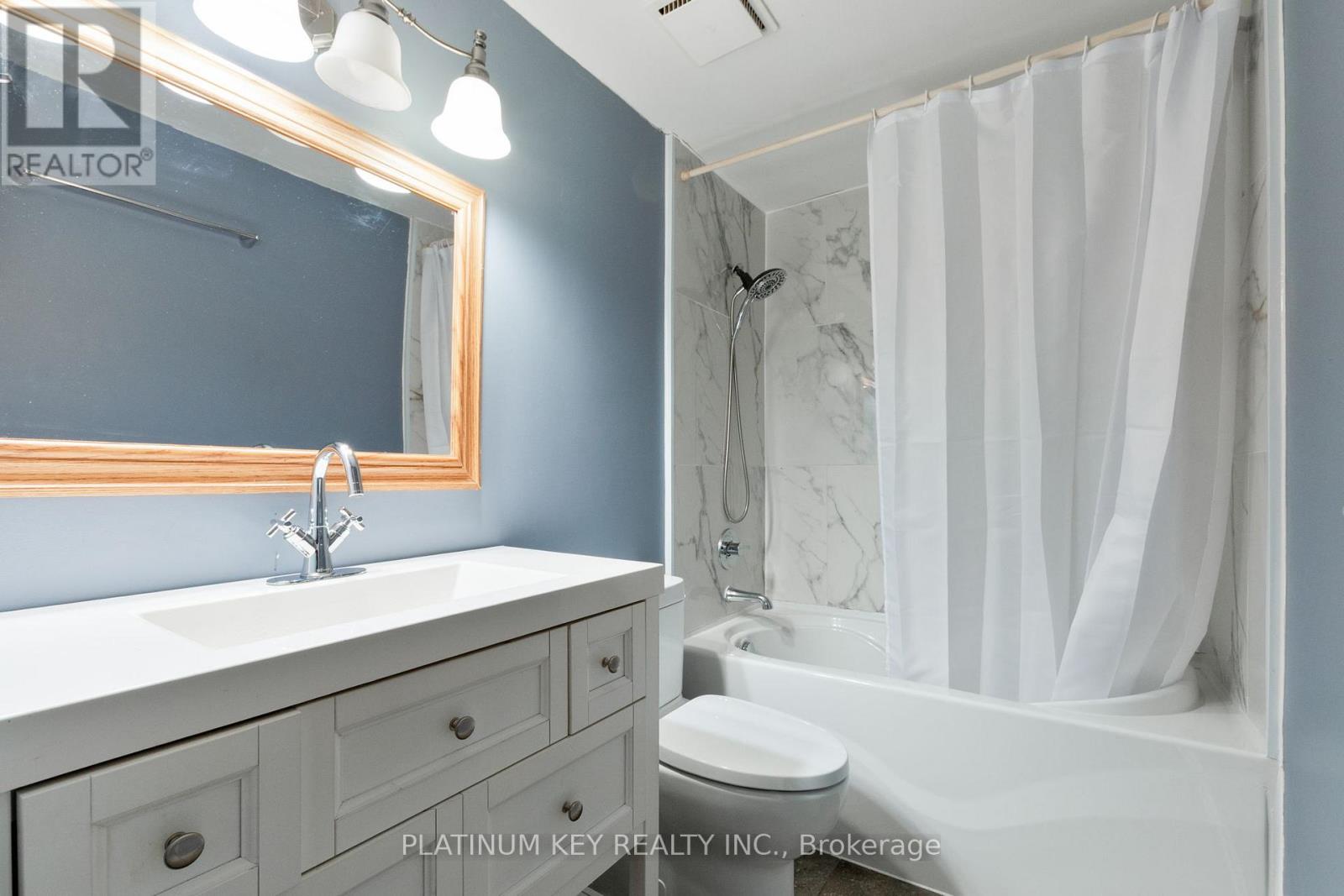 70 - 700 Exeter Road, London South, Ontario  N6E 1L2 - Photo 16 - X12650694