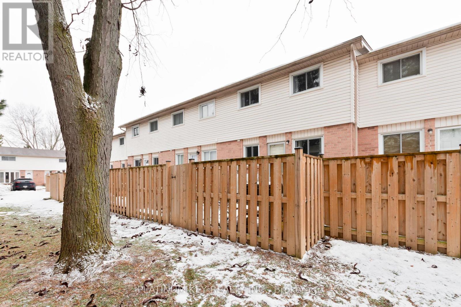 70 - 700 Exeter Road, London South, Ontario  N6E 1L2 - Photo 27 - X12650694