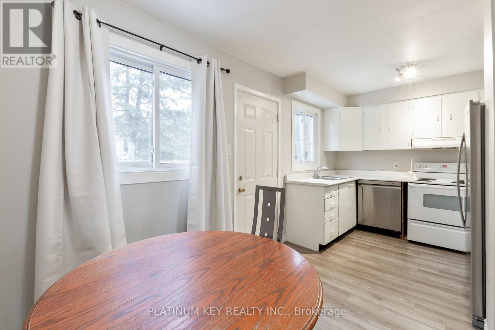 70 - 700 Exeter Road, London South, Ontario  N6E 1L2 - Photo 7 - X12650694