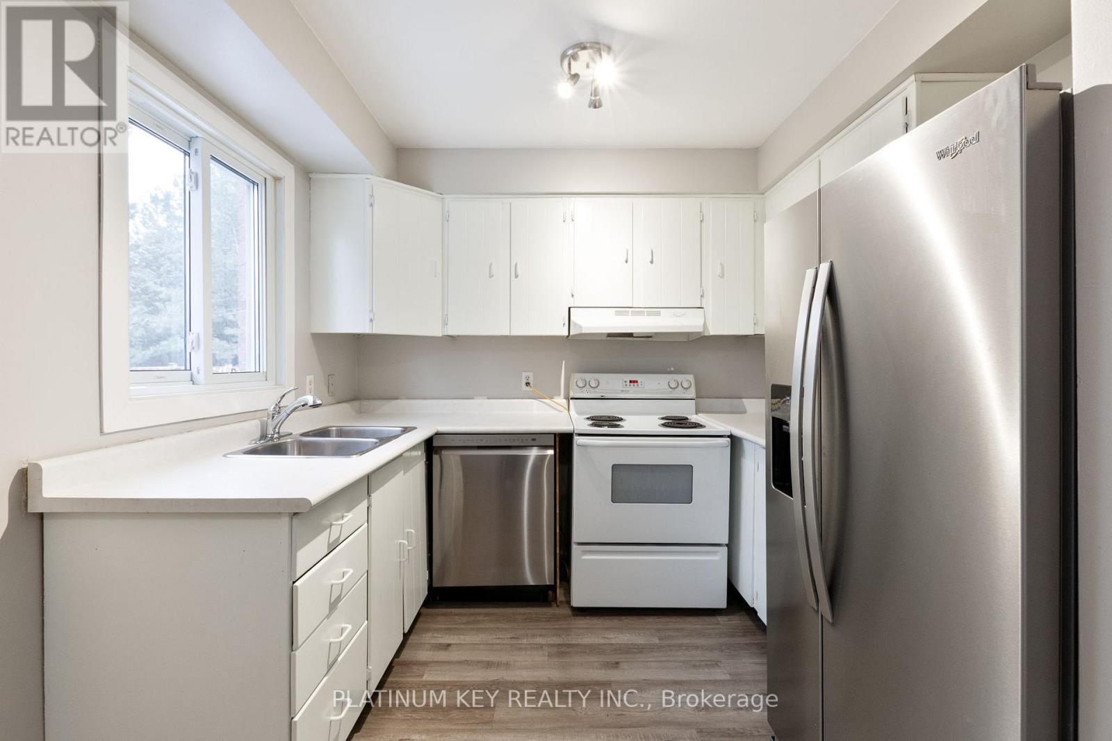 70 - 700 Exeter Road, London South, Ontario  N6E 1L2 - Photo 9 - X12650694