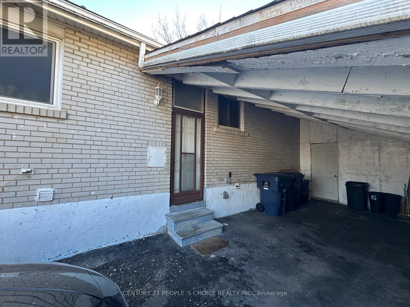 Bsmt - 142 Silverstone Drive, Toronto, Ontario  M9V 3G7 - Photo 2 - W12650620