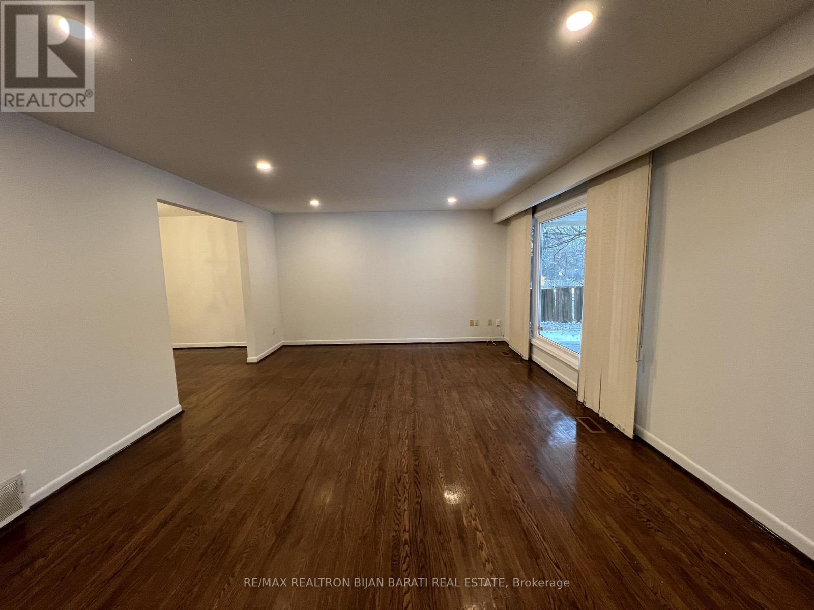 298 Newton Drive, Toronto, Ontario  M2M 2P8 - Photo 2 - C12650664