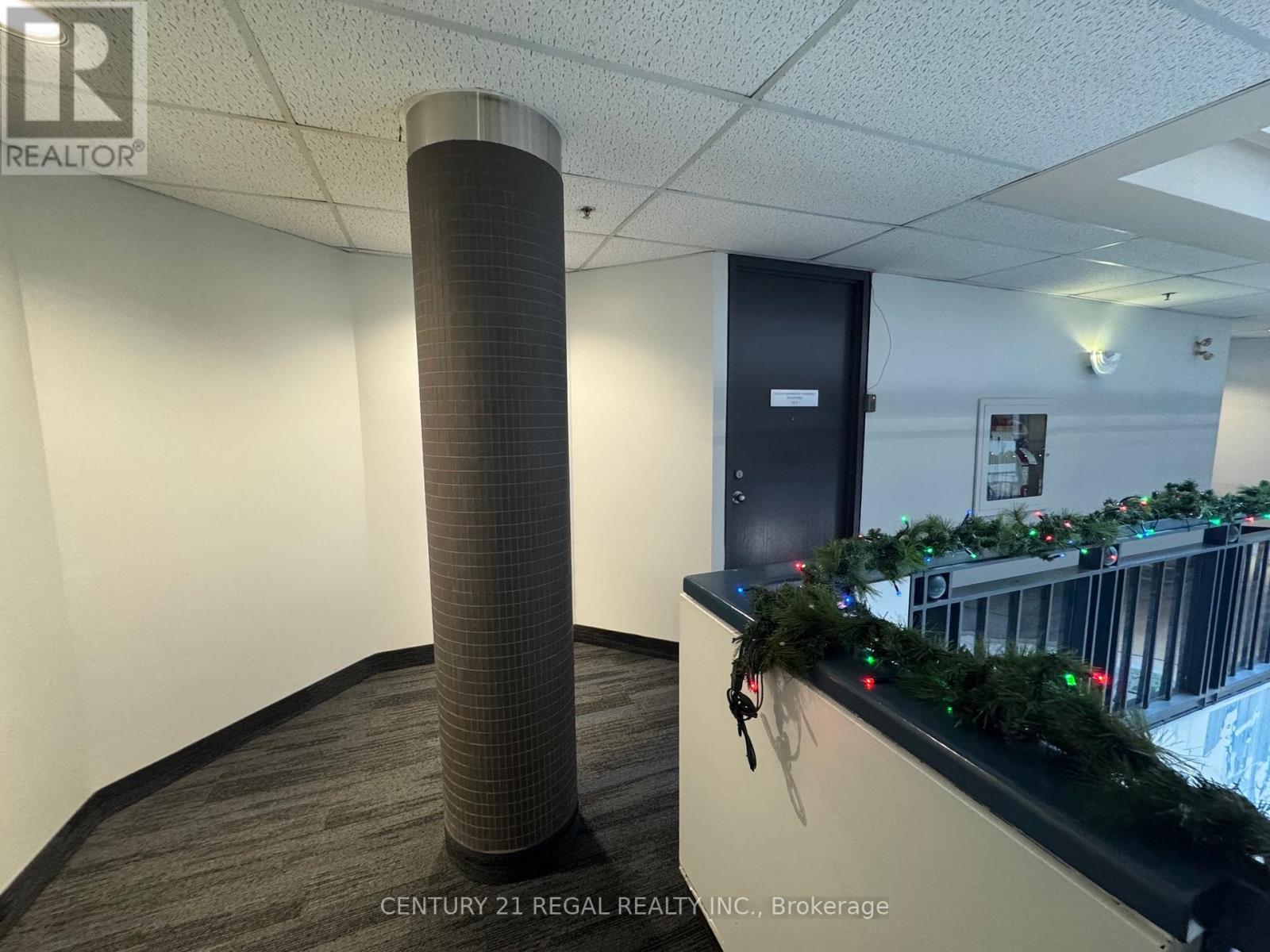 201-622 College Street, Toronto, Ontario  M6G 1B4 - Photo 4 - C12650666