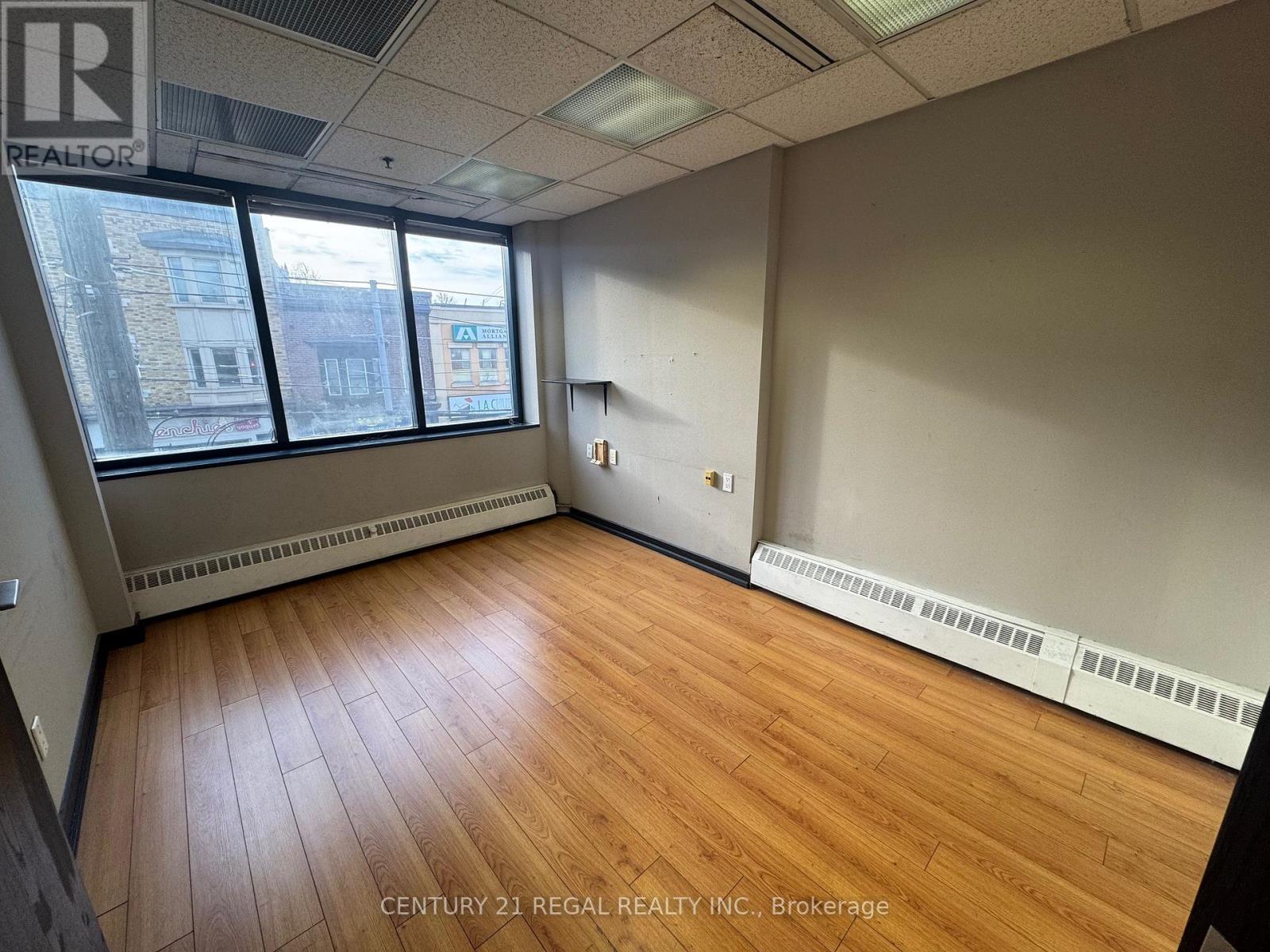 201-622 College Street, Toronto, Ontario  M6G 1B4 - Photo 9 - C12650666