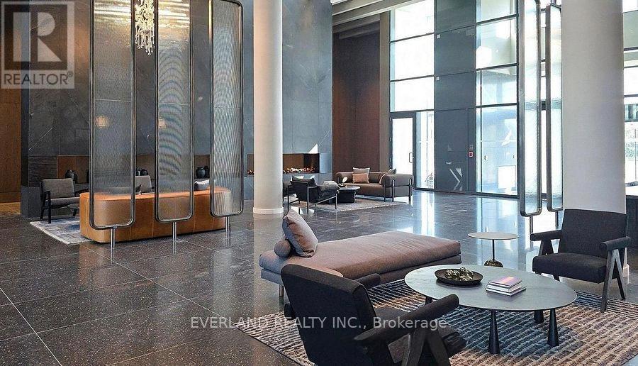 4610 - 8 Interchange Way, Vaughan, Ontario  L4K 0R2 - Photo 3 - N12650682