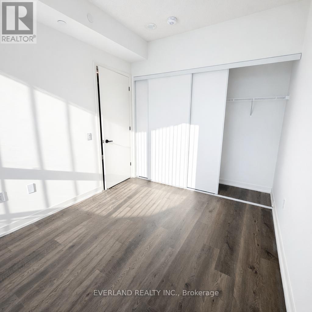 4610 - 8 Interchange Way, Vaughan, Ontario  L4K 0R2 - Photo 9 - N12650682