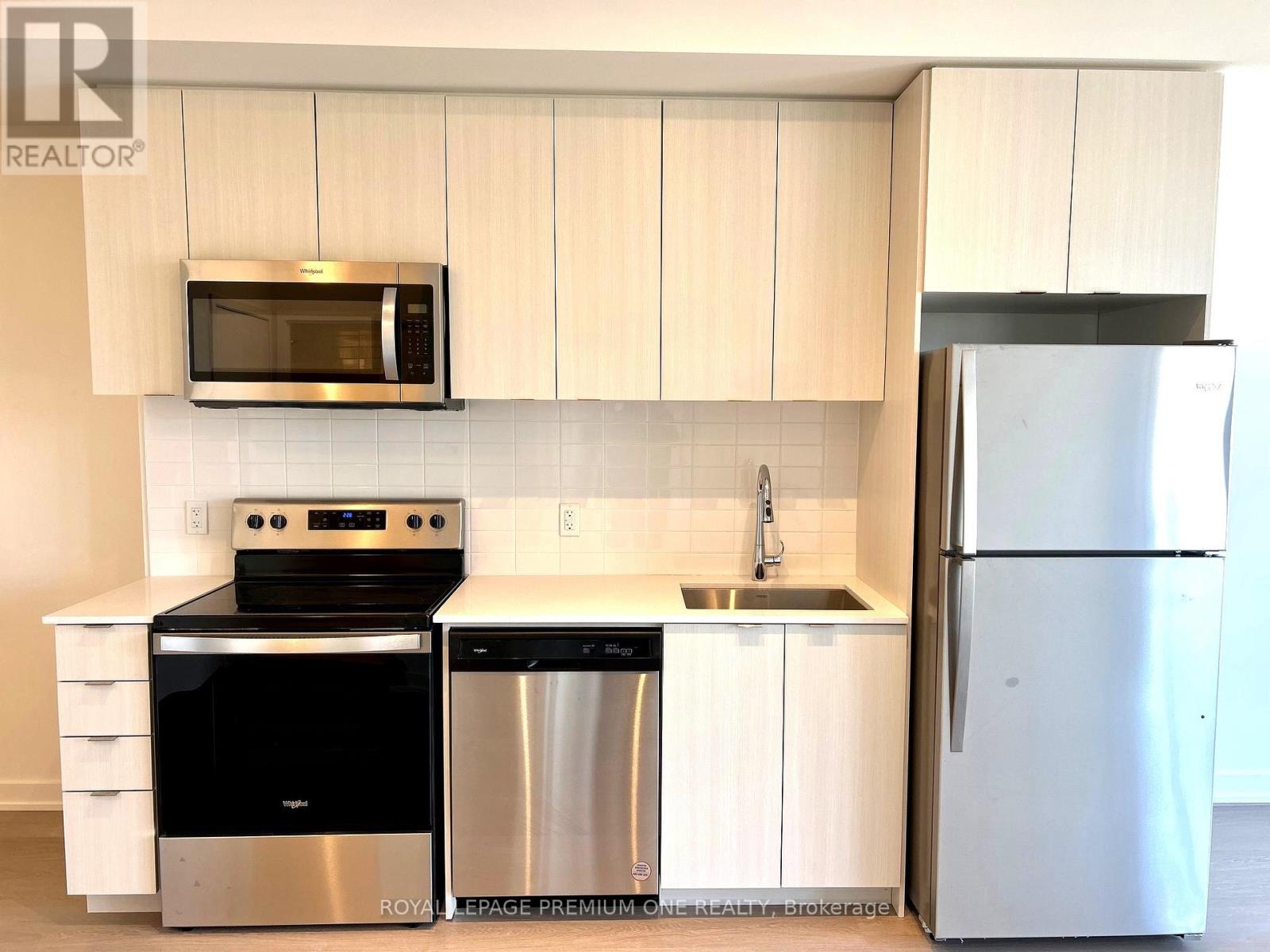 421 - 859 The Queensway Avenue W, Toronto, Ontario  M8Z 1N8 - Photo 4 - W12650668