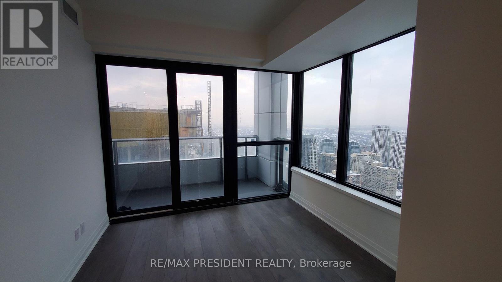 4402 - 4015 The Exchange E, Mississauga, Ontario  L5B 0N9 - Photo 7 - W12650680