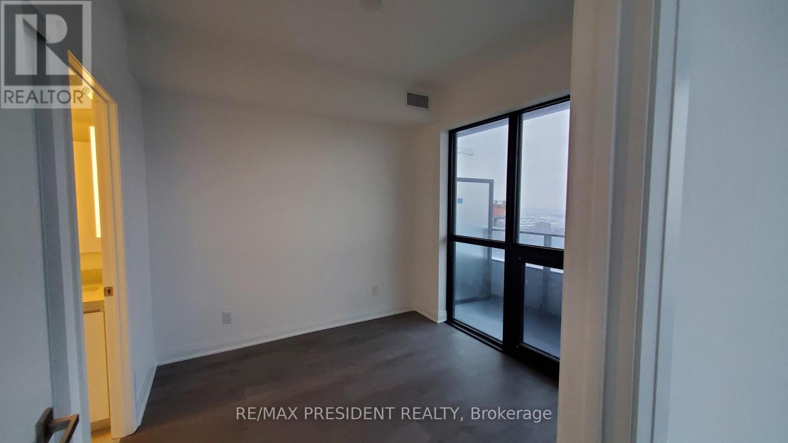 4402 - 4015 The Exchange E, Mississauga, Ontario  L5B 0N9 - Photo 8 - W12650680