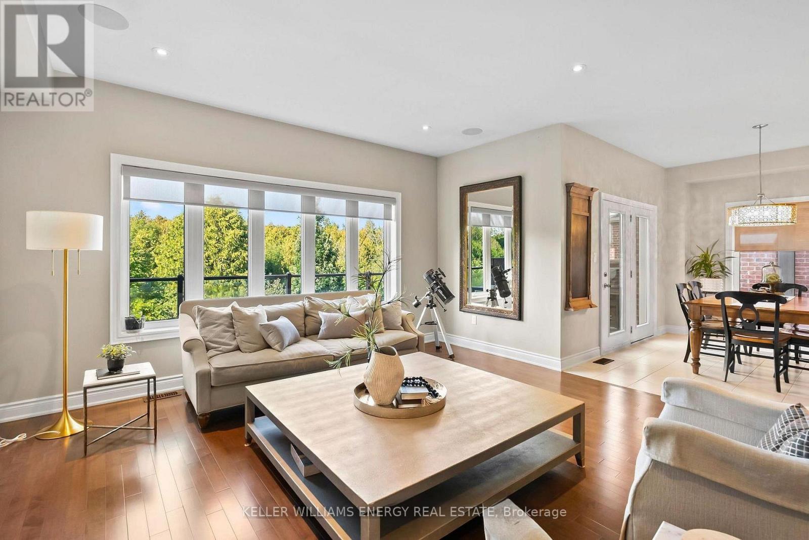 34 Endeavour Court, Whitby, Ontario  L1P 0B5 - Photo 10 - E12650714