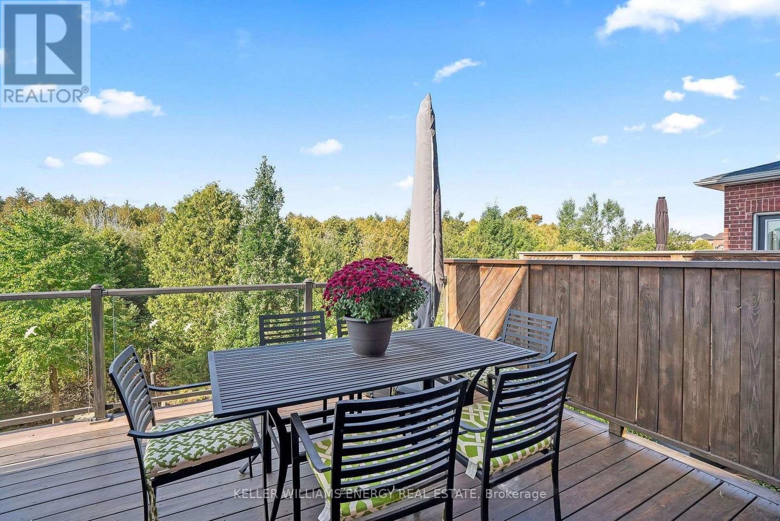 34 Endeavour Court, Whitby, Ontario  L1P 0B5 - Photo 11 - E12650714