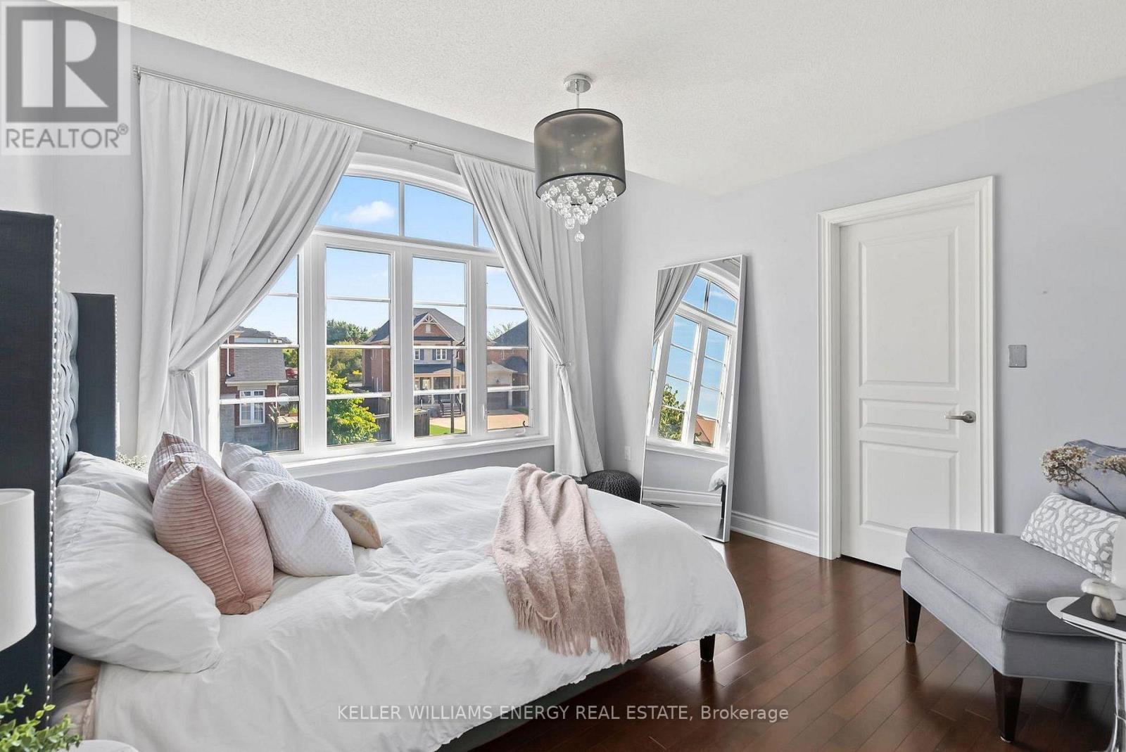 34 Endeavour Court, Whitby, Ontario  L1P 0B5 - Photo 16 - E12650714