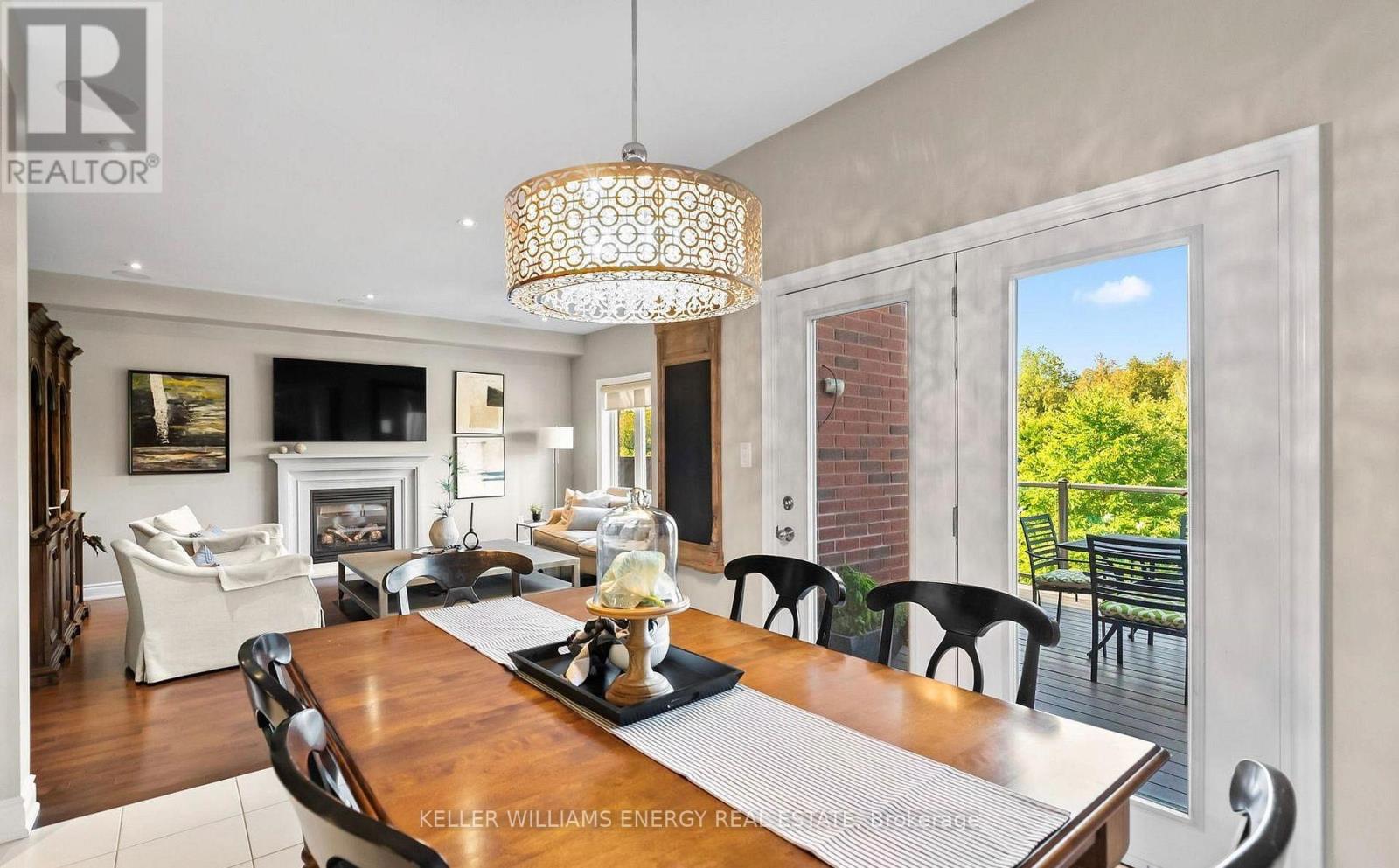 34 Endeavour Court, Whitby, Ontario  L1P 0B5 - Photo 7 - E12650714