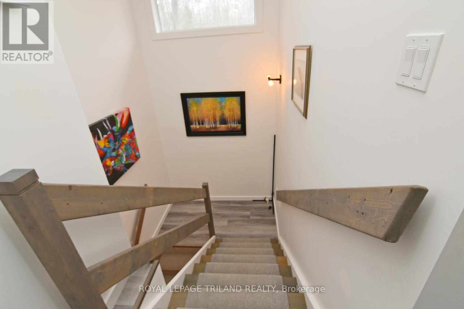 9904 Lake Road, Lambton Shores, Ontario  N0N 1J1 - Photo 22 - X12650704