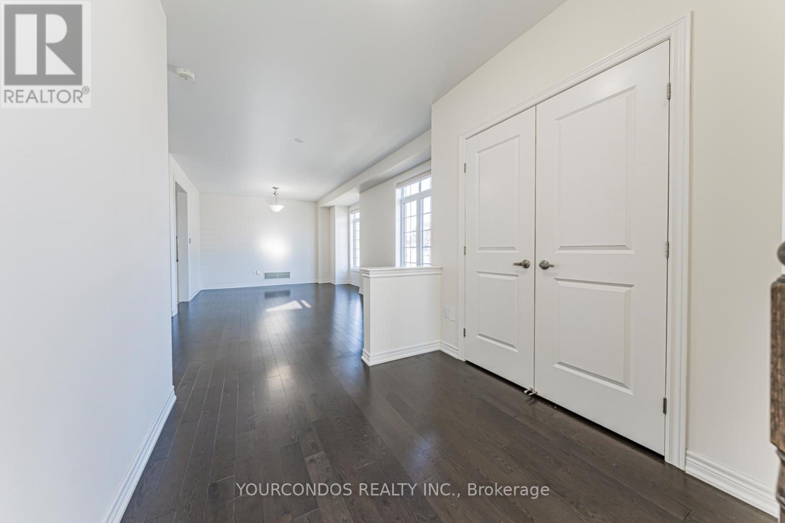 100 Beckett Avenue, East Gwillimbury (Holland Landing), Ontario  L9N 0S7 - Photo 9 - N12650316