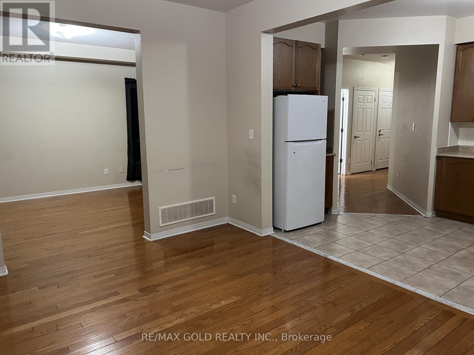 138 Degrassi Cove Circle, Brampton, Ontario  L6X 0N8 - Photo 12 - W12650672