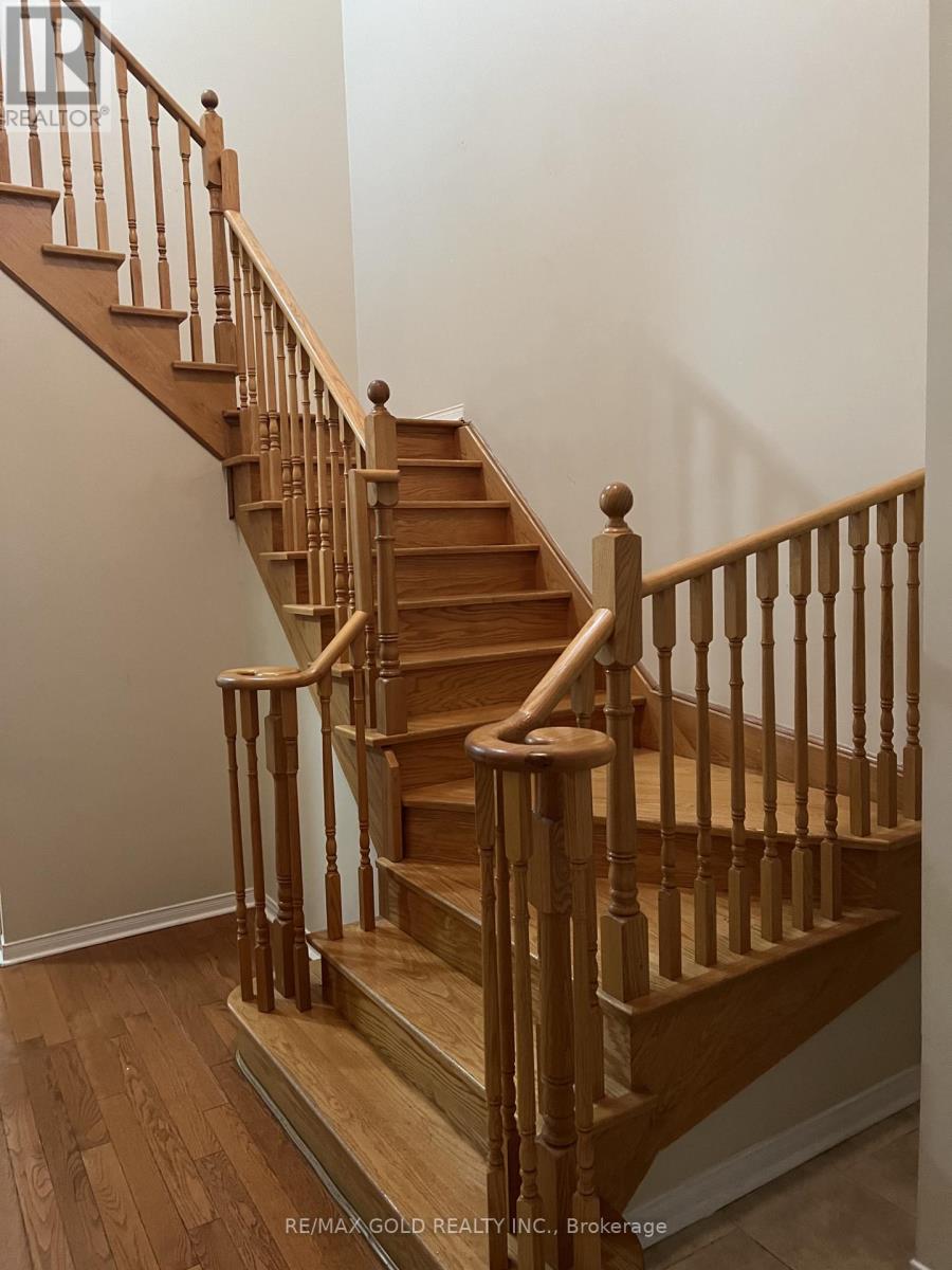 138 Degrassi Cove Circle, Brampton, Ontario  L6X 0N8 - Photo 4 - W12650672