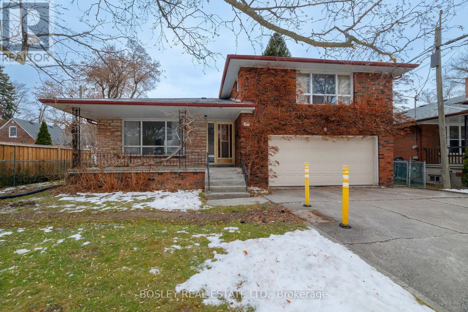 332 SENLAC ROAD, Toronto, Ontario