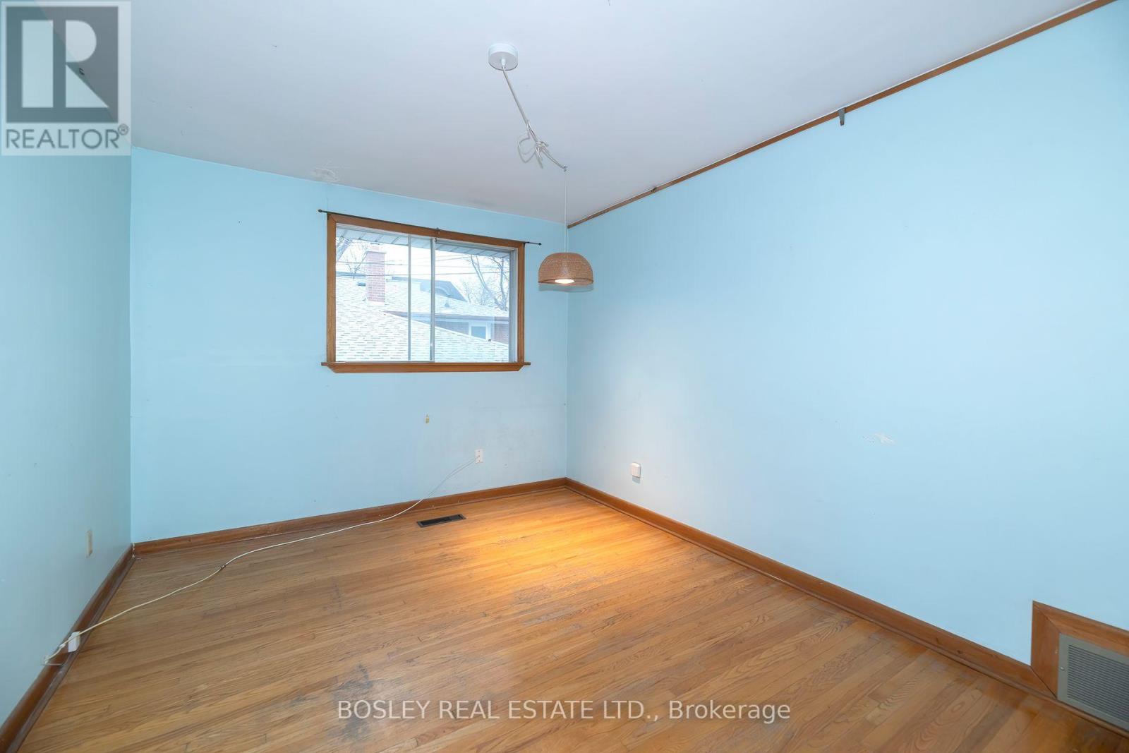 332 Senlac Road, Toronto, Ontario  M2R 1R3 - Photo 20 - C12650700