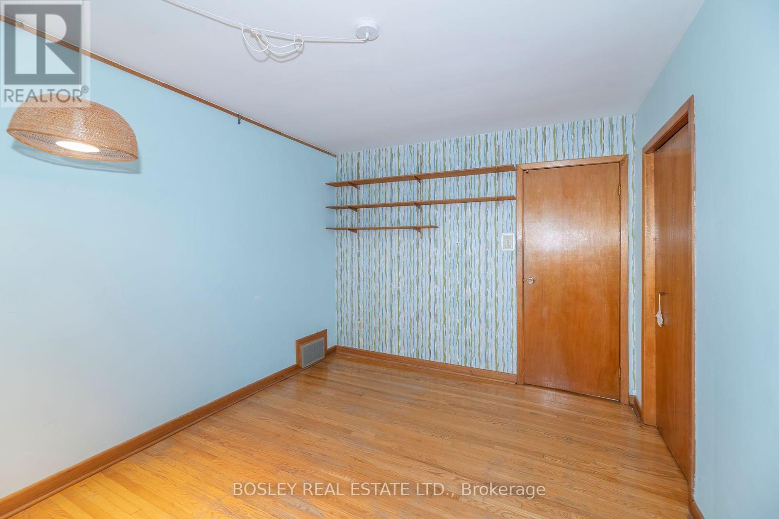 332 Senlac Road, Toronto, Ontario  M2R 1R3 - Photo 21 - C12650700