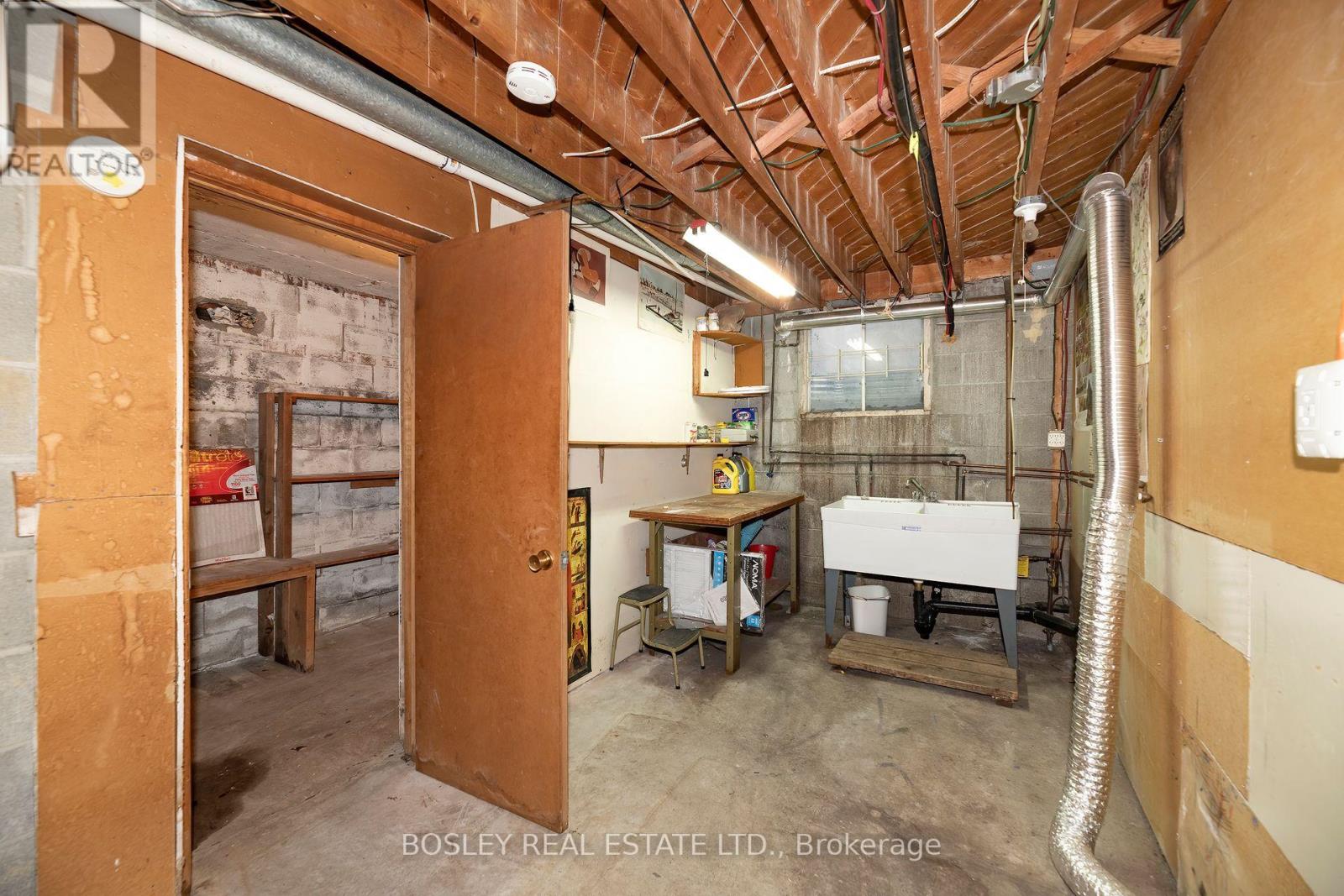 332 Senlac Road, Toronto, Ontario  M2R 1R3 - Photo 34 - C12650700