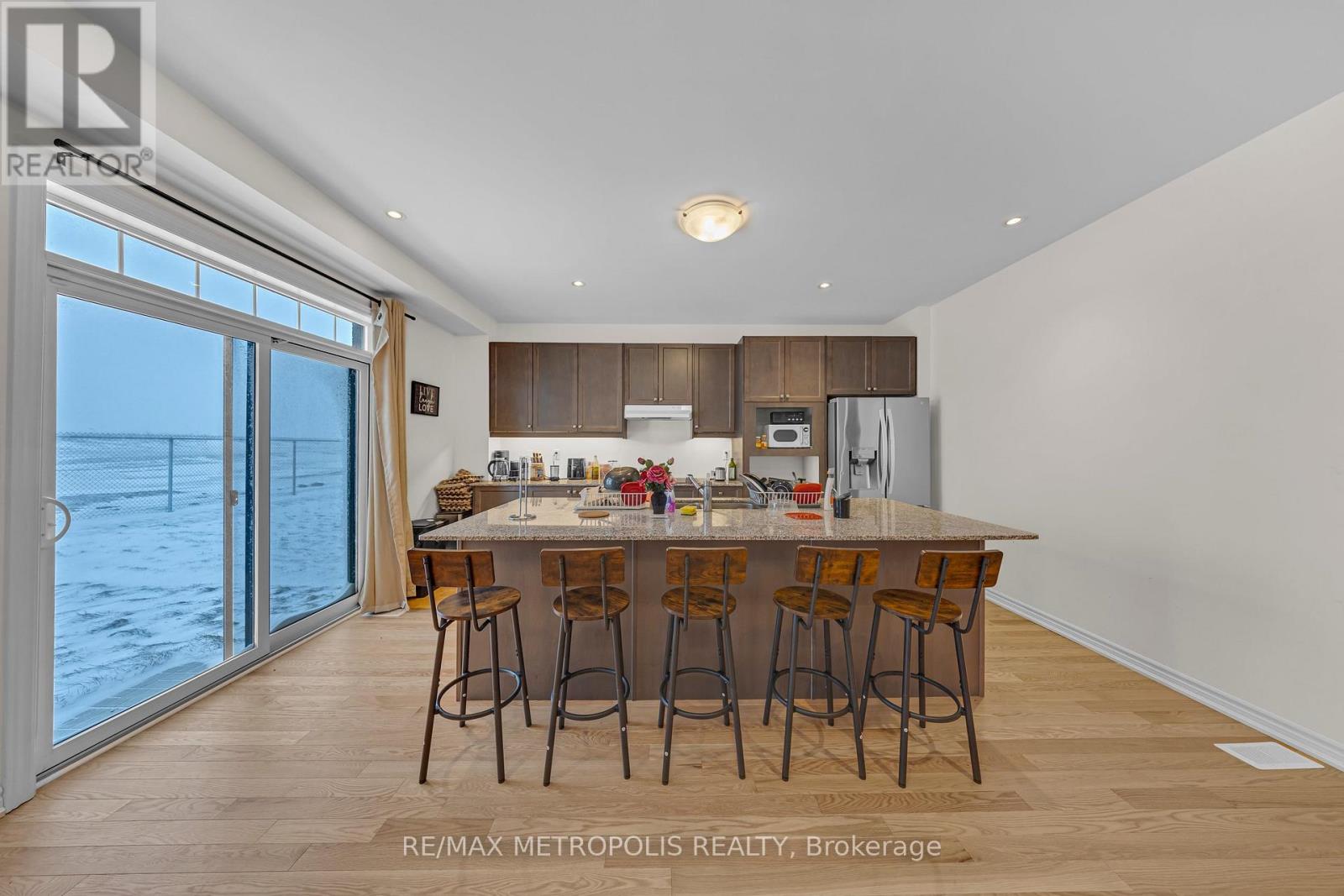 941 Rexton Drive, Oshawa, Ontario  L1L 0V1 - Photo 11 - E12650702