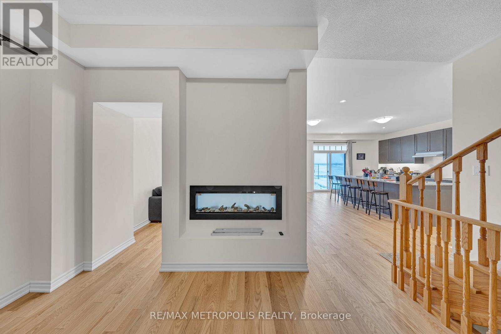 941 Rexton Drive, Oshawa, Ontario  L1L 0V1 - Photo 8 - E12650702