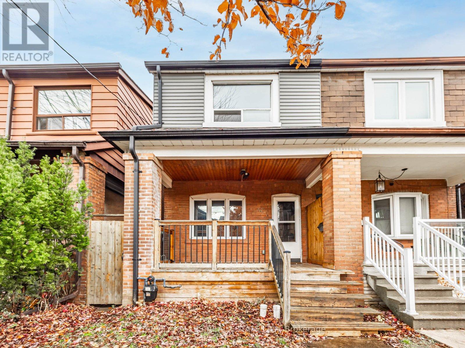57 Kenwood Avenue, Toronto, Ontario  M6C 2S1 - Photo 12 - C12585742