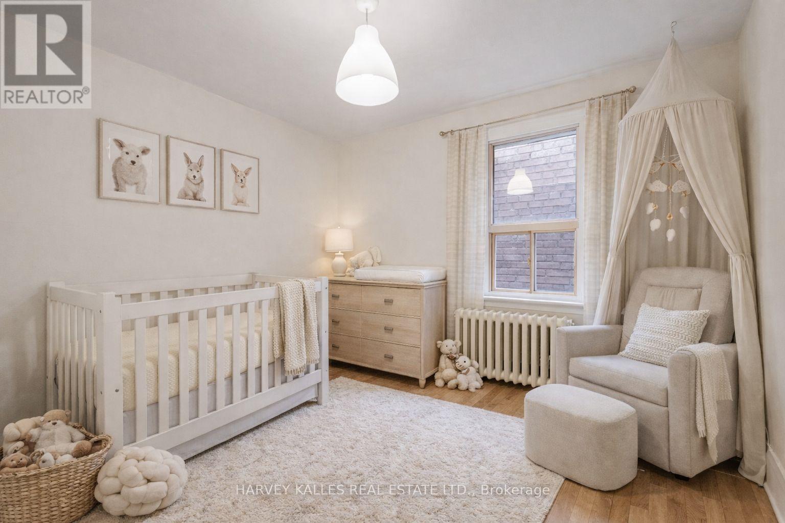 57 Kenwood Avenue, Toronto, Ontario  M6C 2S1 - Photo 7 - C12585742