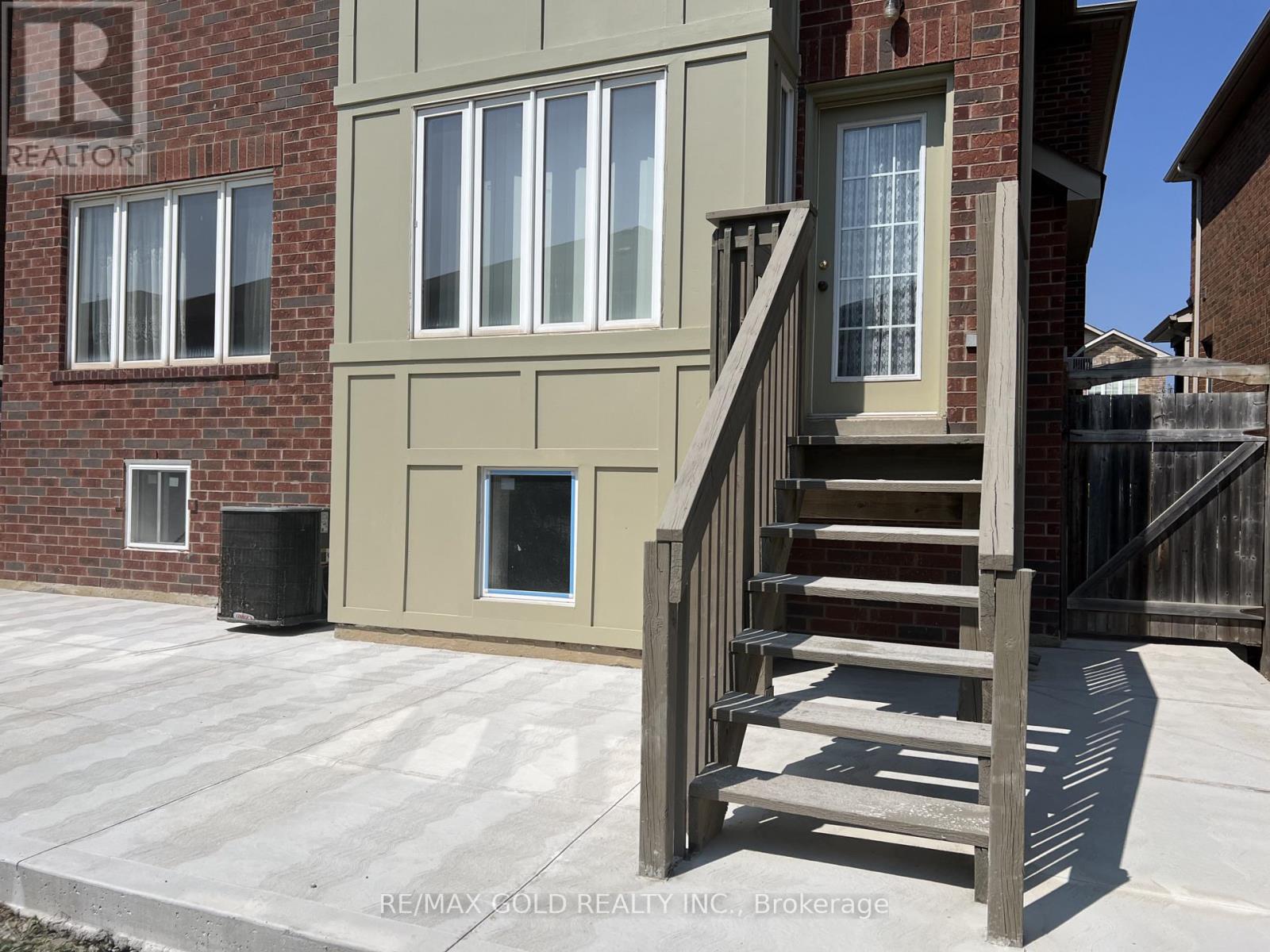 Upper - 138 Degrassi Cove Circle, Brampton, Ontario  L6X 0N8 - Photo 26 - W12650670