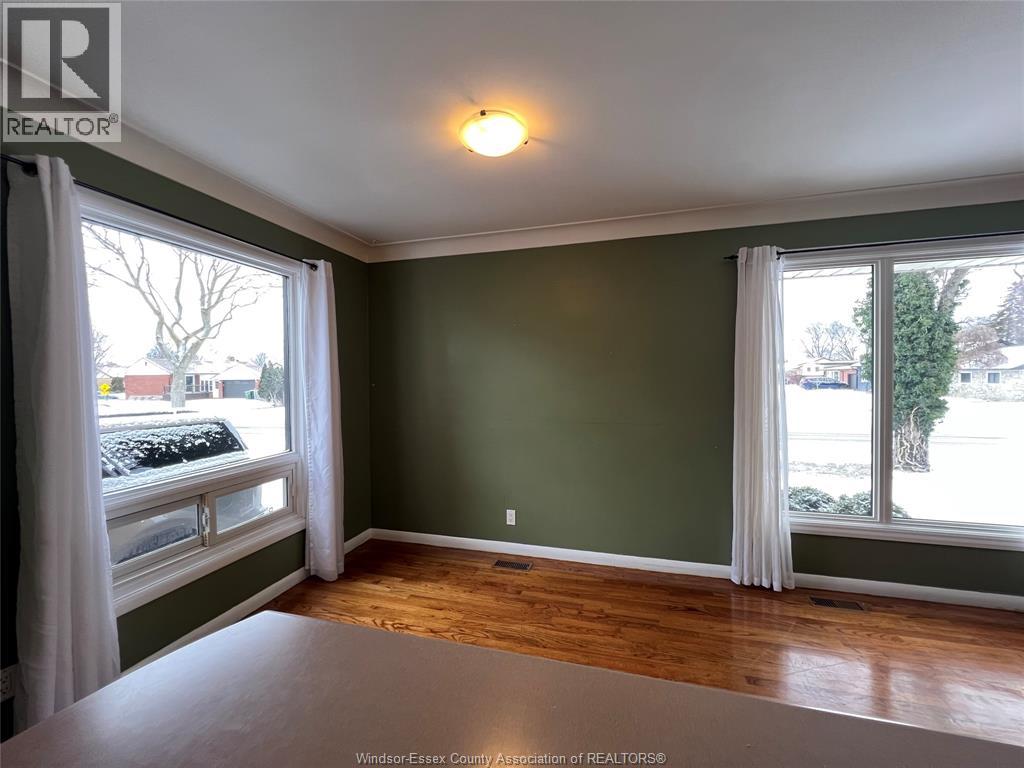 3735 Glenwood, Windsor, Ontario  N9E 2Y6 - Photo 13 - 25031646
