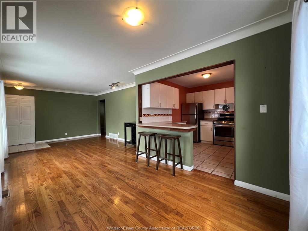 3735 Glenwood, Windsor, Ontario  N9E 2Y6 - Photo 8 - 25031646