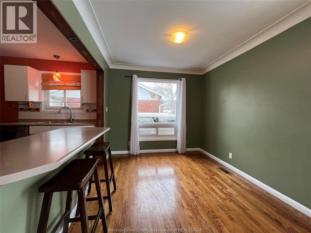 3735 Glenwood, Windsor, Ontario  N9E 2Y6 - Photo 7 - 25031646