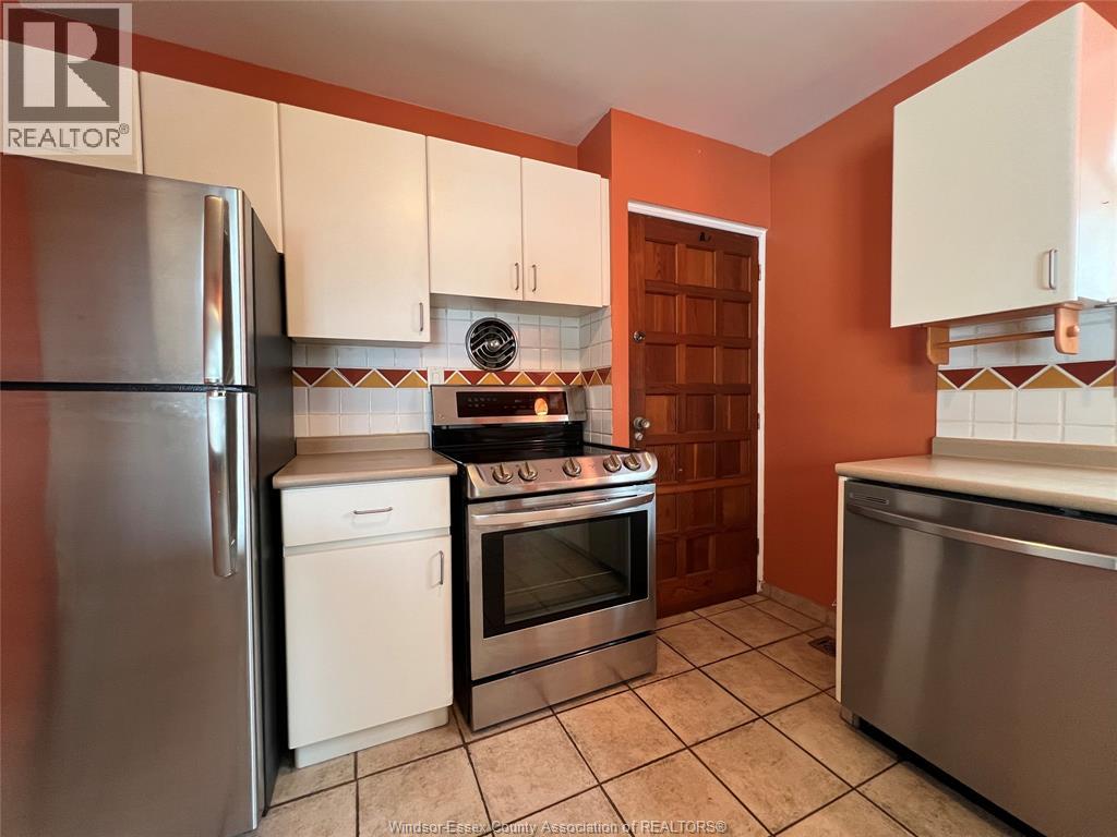 3735 Glenwood, Windsor, Ontario  N9E 2Y6 - Photo 16 - 25031646