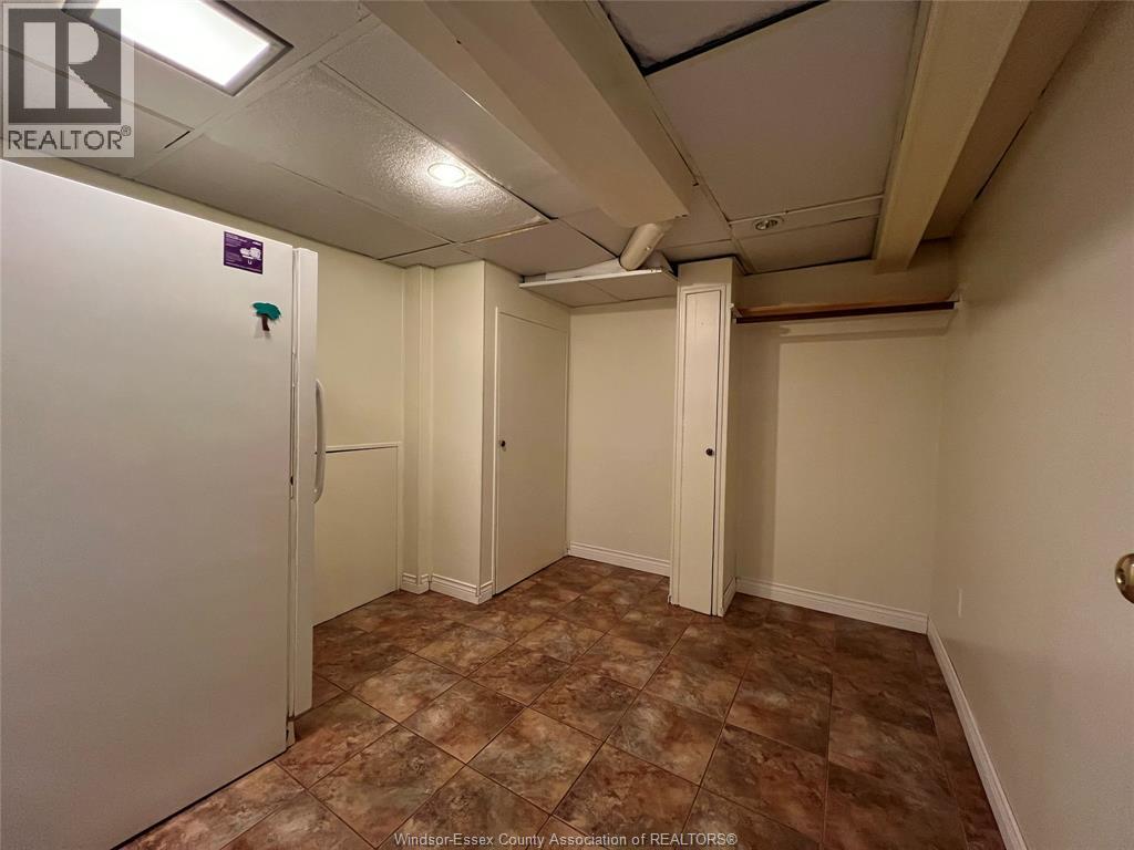 3735 Glenwood, Windsor, Ontario  N9E 2Y6 - Photo 39 - 25031646