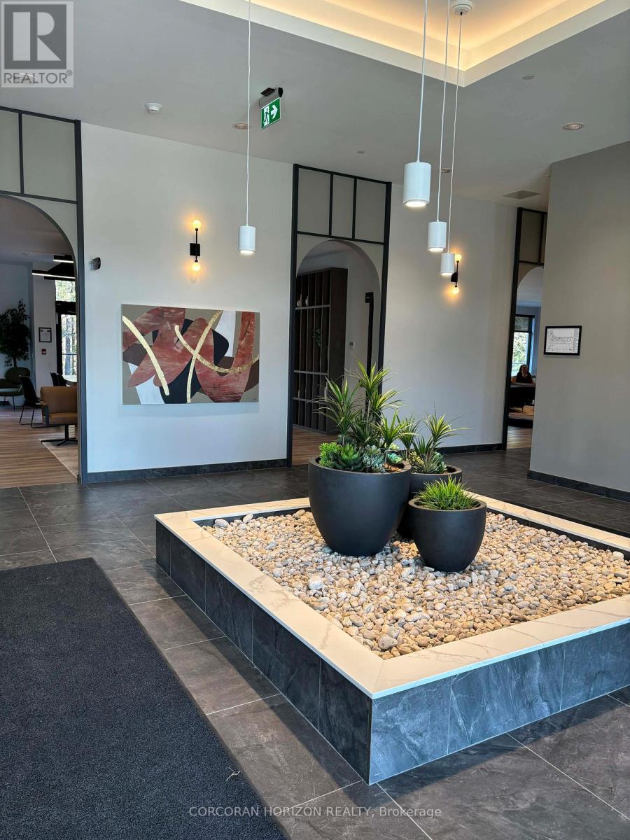 304 - 525 New Dundee Road, Kitchener, Ontario  N2P 0K8 - Photo 2 - X12650712