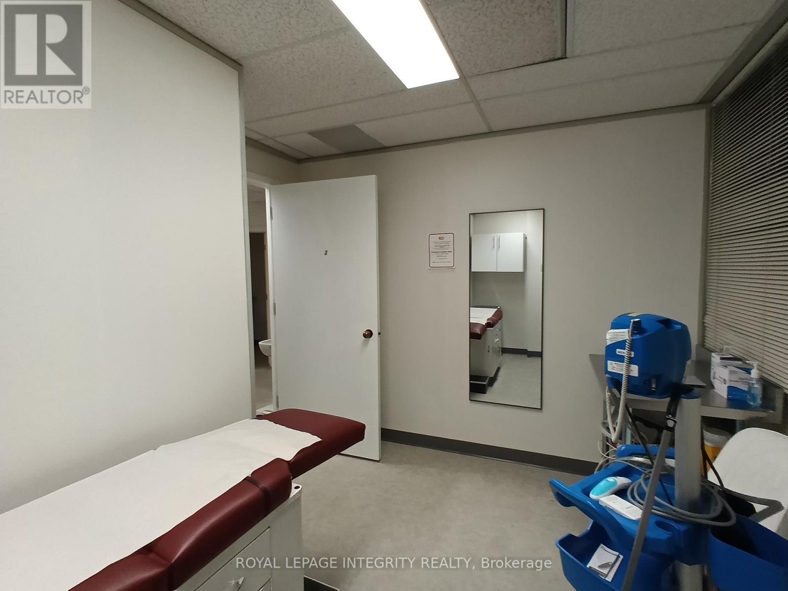 204 - 1929 Russell Road, Ottawa, Ontario  K1G 4G3 - Photo 10 - X12650728