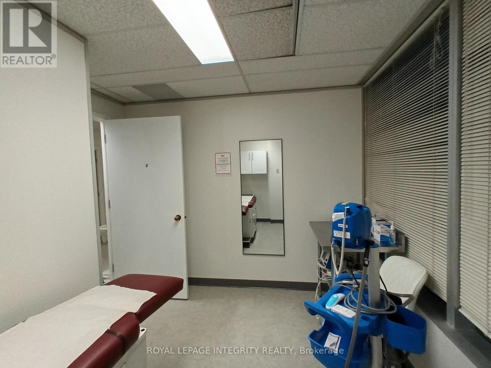 204 - 1929 Russell Road, Ottawa, Ontario  K1G 4G3 - Photo 21 - X12650728