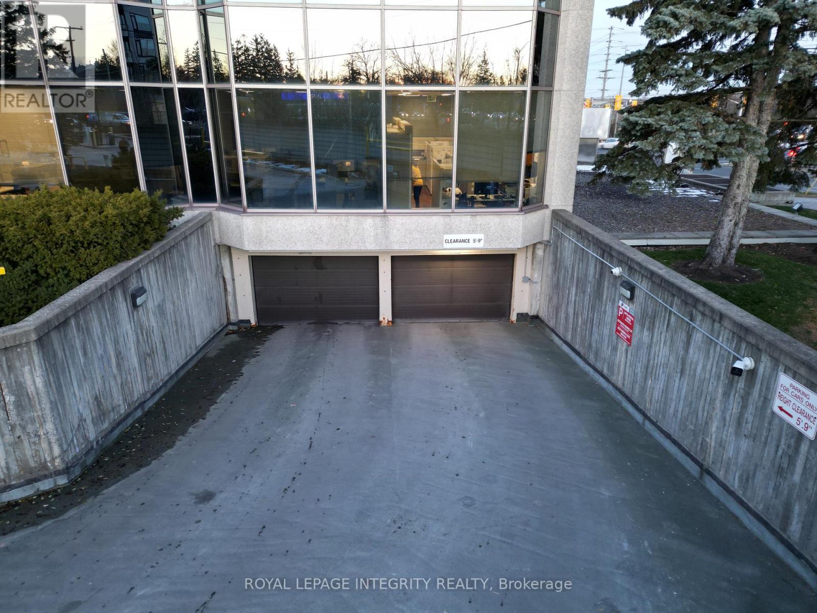 204 - 1929 Russell Road, Ottawa, Ontario  K1G 4G3 - Photo 5 - X12650728