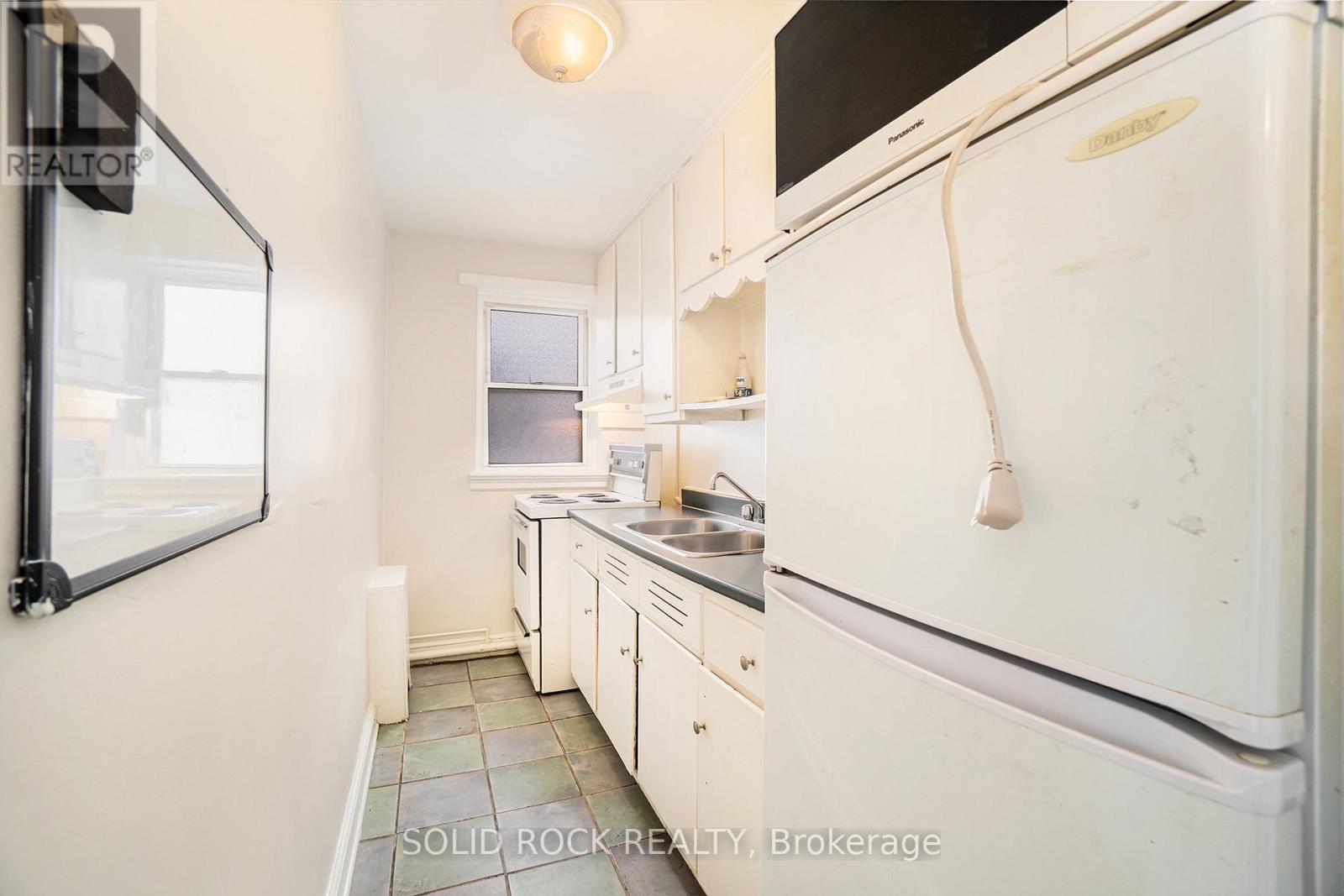 1 - 726 Edison Avenue, Ottawa, Ontario  K2A 1W1 - Photo 8 - X12650730