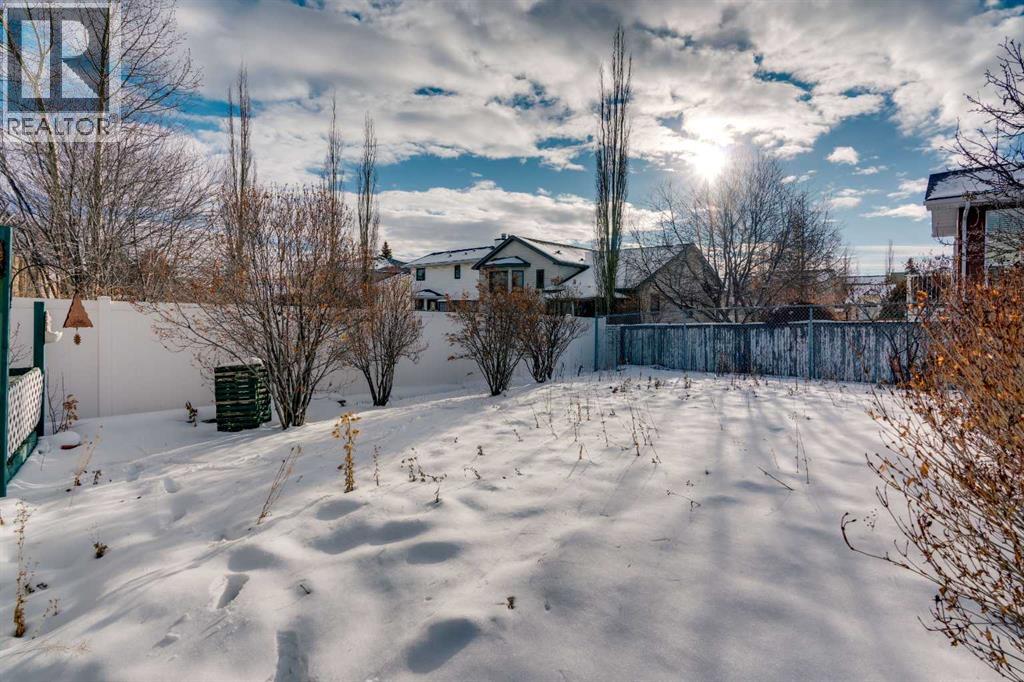 12 Hawkland Crescent Nw, Calgary, Alberta  T3G 3V2 - Photo 23 - A2275567