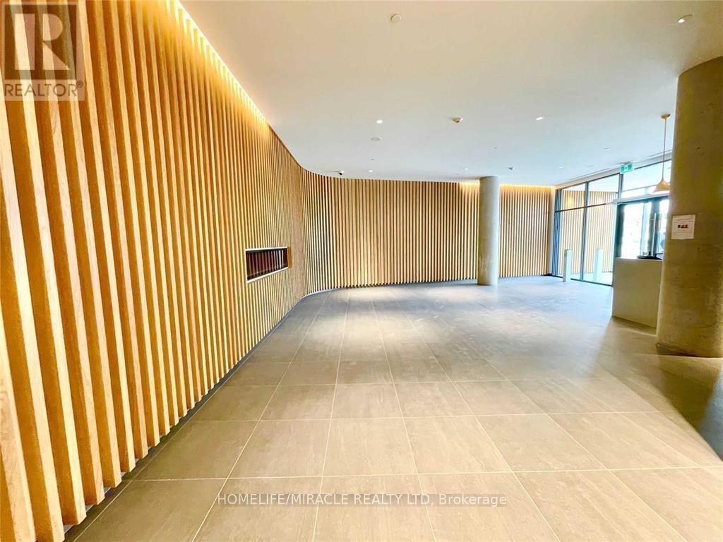 816 - 120 Varna Drive, Toronto, Ontario  M6A 0B3 - Photo 2 - C12650716