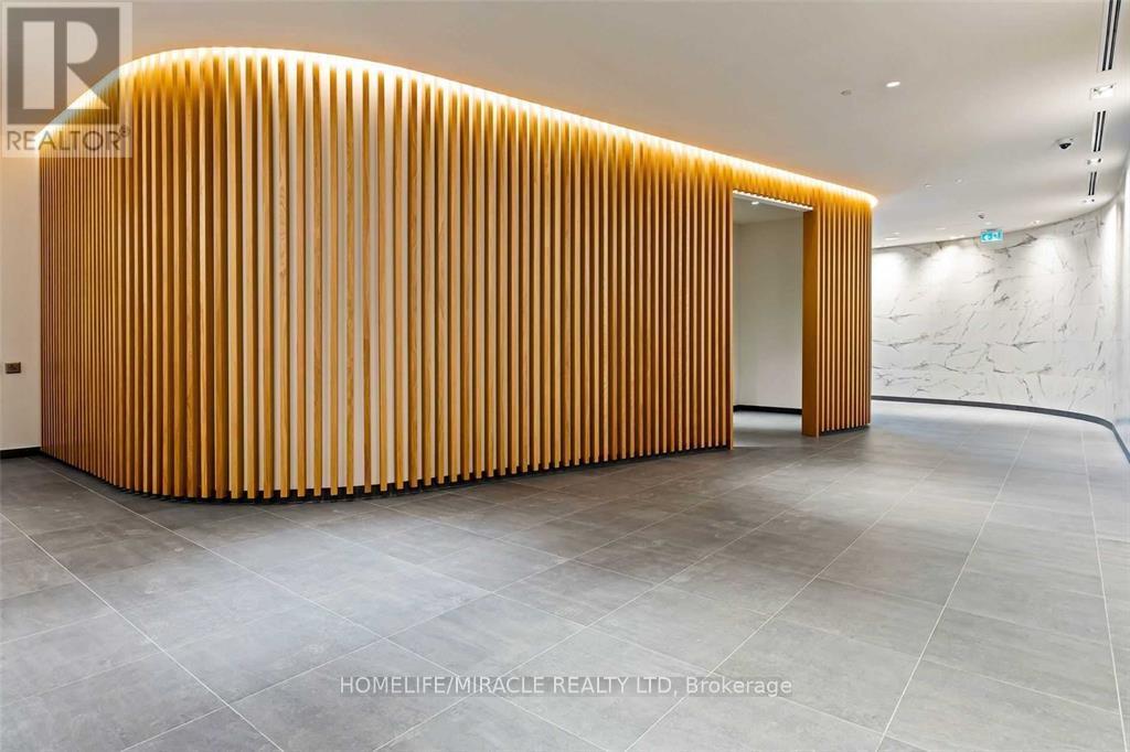 816 - 120 Varna Drive, Toronto, Ontario  M6A 0B3 - Photo 4 - C12650716