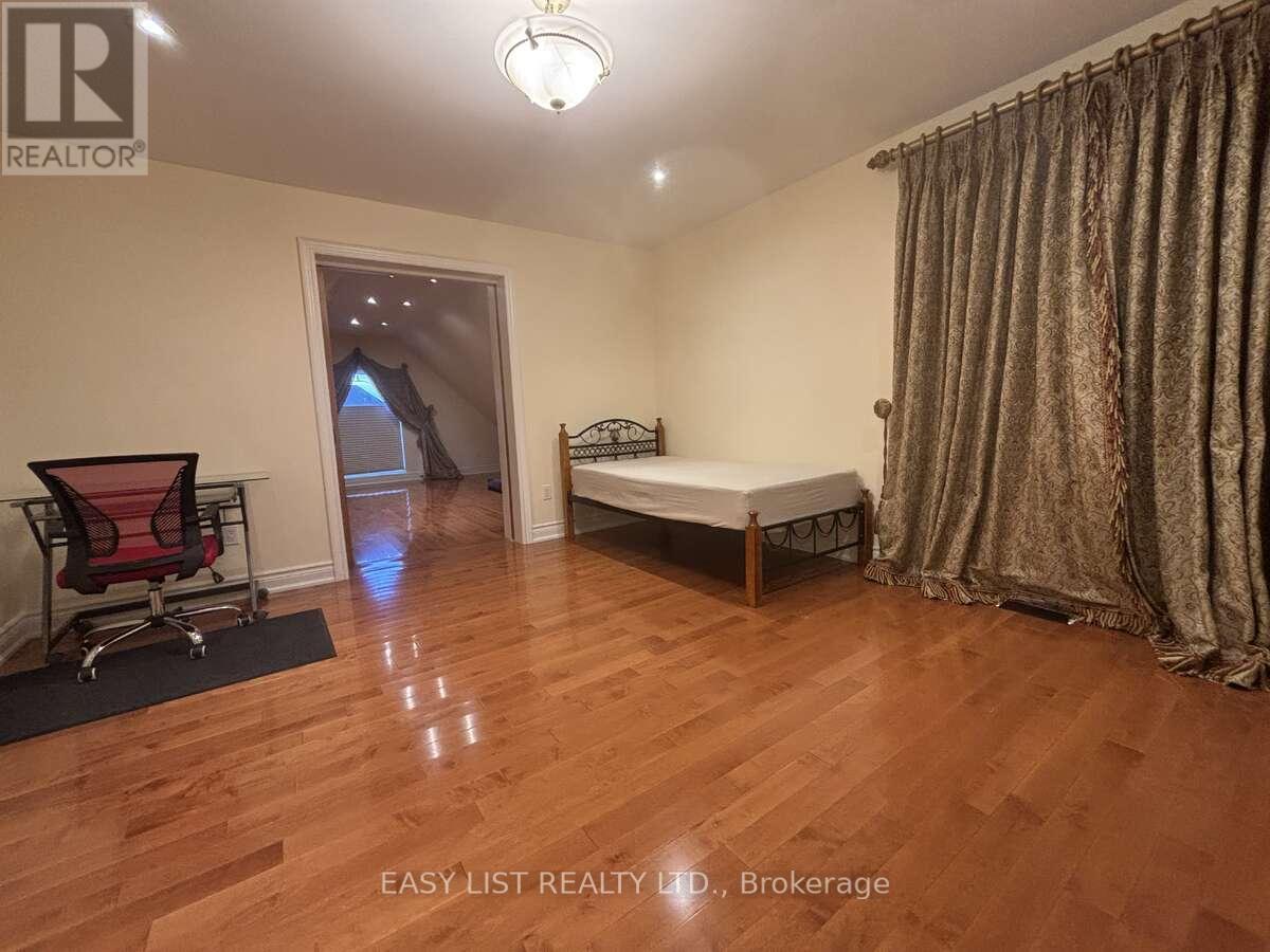 785 Clarence Street, Vaughan, Ontario  L4L 8V2 - Photo 12 - N12650732