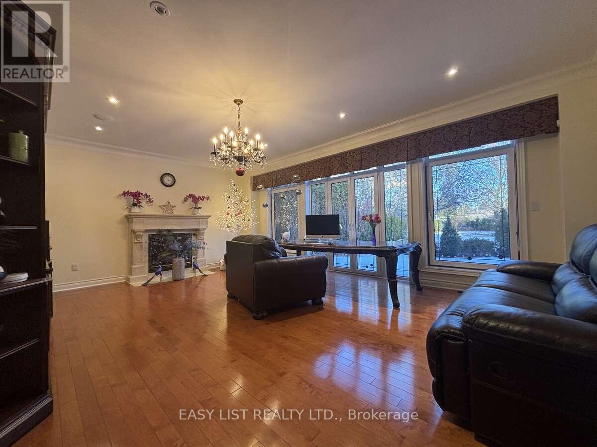 785 Clarence Street, Vaughan, Ontario  L4L 8V2 - Photo 5 - N12650732